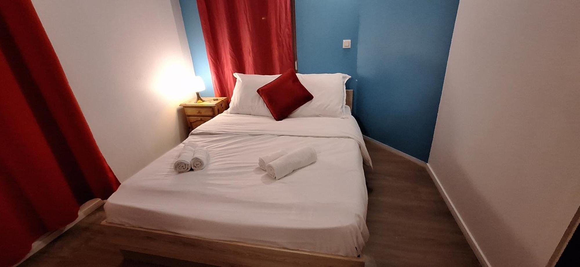 Hotel- Restaurant Le Saint Quentin Екстер'єр фото