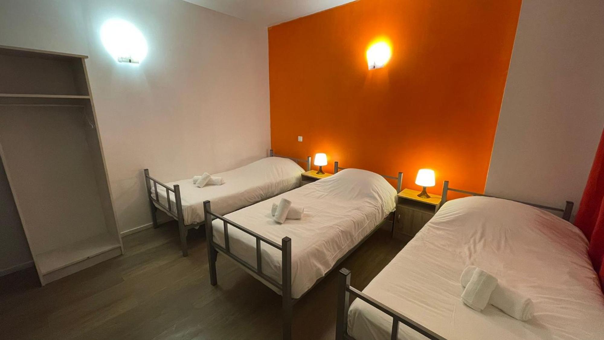 Hotel- Restaurant Le Saint Quentin Екстер'єр фото