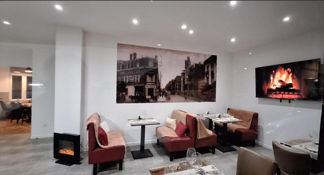 Hotel- Restaurant Le Saint Quentin Екстер'єр фото